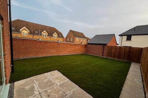 Canons Close photo 3