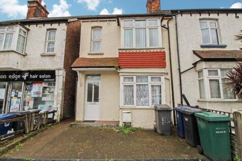 Three Bedroom End Terraced House For Sale