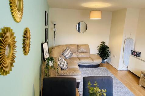 Flat 3, 4a Radford Road, Leamington Spa photo 2