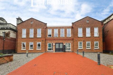 2-bed flat on The Court House, Horninglow Street, Burton Upon Trent,, Staffordshire,, DE14, £875/mo