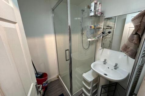 Room 4, Cherry Hinton Road, CB1 photo 5