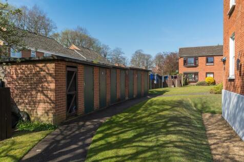 Flat3-HamlinCourt-004.jpg