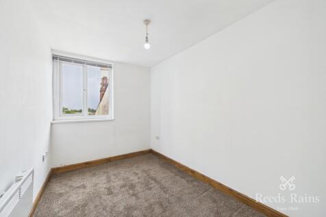 Gillygate, Pontefract, Wakefield, WF8 photo 4