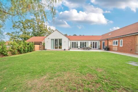 The Stables, 22 Sharpe Street, Towcester