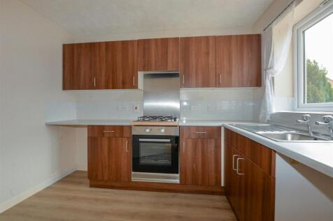 Kitchen 2.jpg