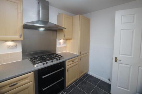 **DRIVEWAY** Hurst Cl, Shirebrook, Glossop, SK13 8UF photo 5