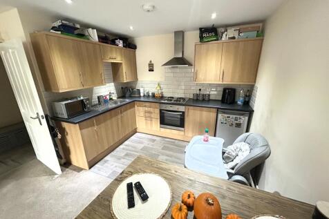 Horninglow Road North, Burton upon Trent, DE13 photo 2