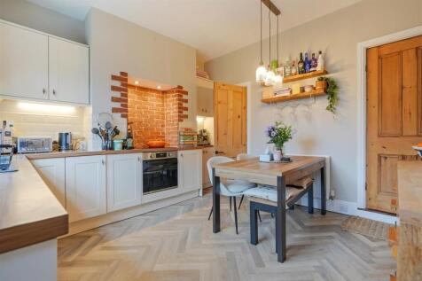 Kitchen.jpg