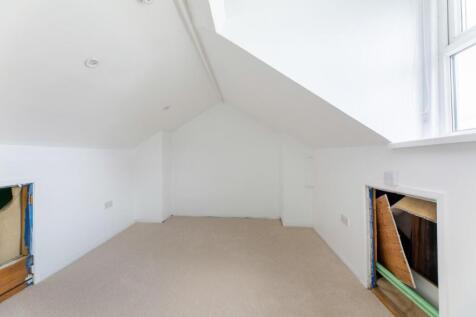 3 Claude Avenue BA2 1AE-14.jpg