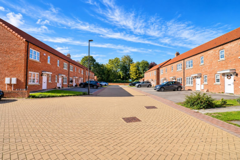 Bishopdale Way