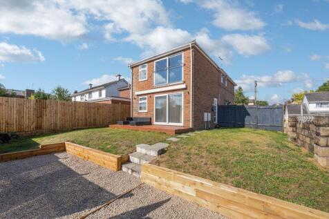 Poole, BH12 - property photo