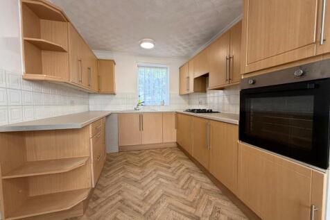 Falkirk Close, Bransholme, HU7 photo 4