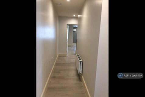 Hallway 31b