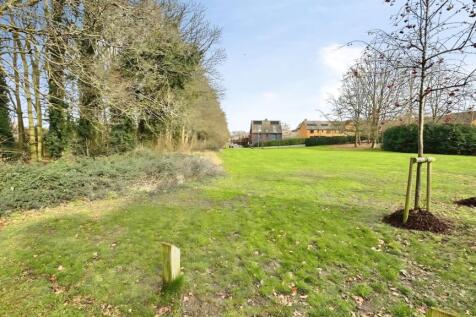 EweMove Estate Agents Basingstoke - Fairway Road 