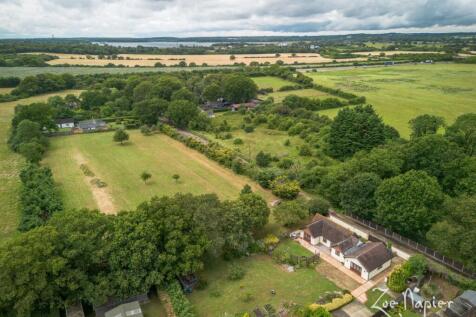 Chelmsford, CM3 - property photo