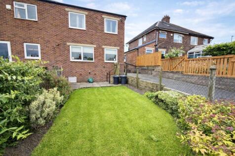 garden rear shot .jpg
