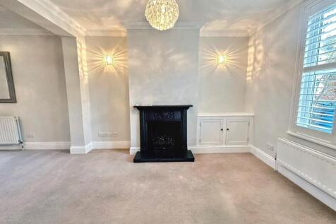 WhatsApp Image 20251203 at 113937_a118be13.jpg