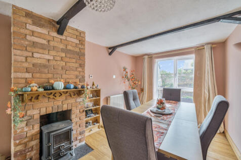 1353244-10-68c176...