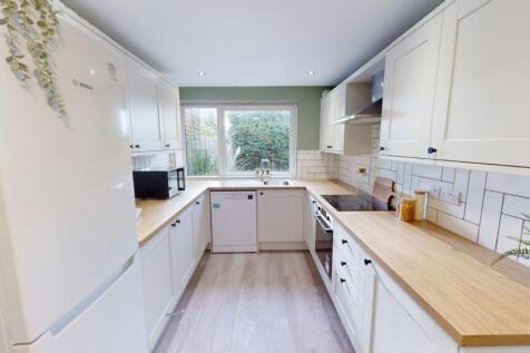 16 Lebanon Close EX4 5EW photo 4