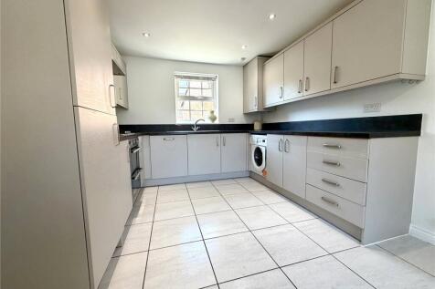 Culbone Road, East Wichel, Swindon, Wiltshire, SN1 photo 3