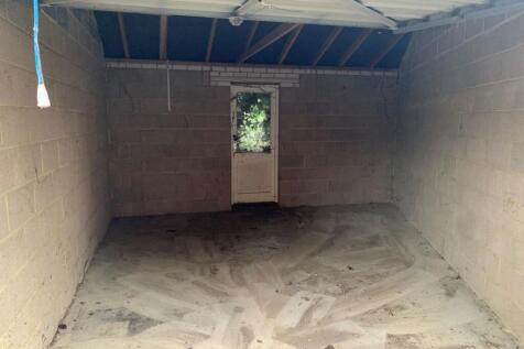 garage 2.jpg