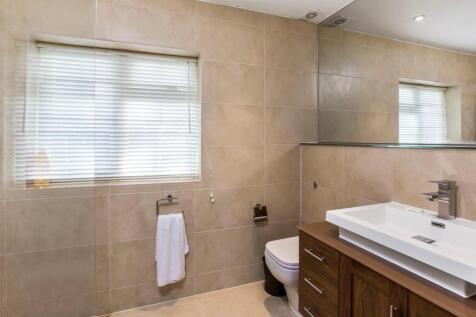 Millhedge Close, Cobham, Surrey, KT11 photo 4