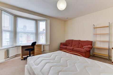 15 Hollingbury Road Bedroom 5