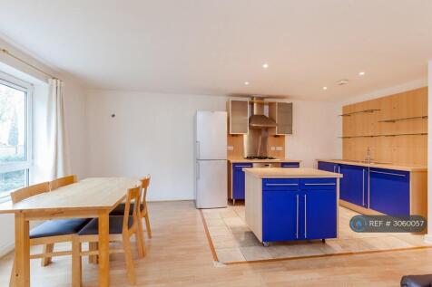 Hopton Road, London, SE18 photo 4