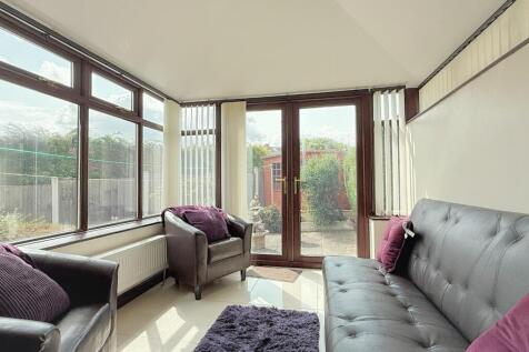 CONSERVATORY/EXTENSION