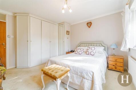 Hadleigh Estate Agents-26.jpg