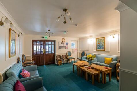 Cedar Court 29-11.jpg