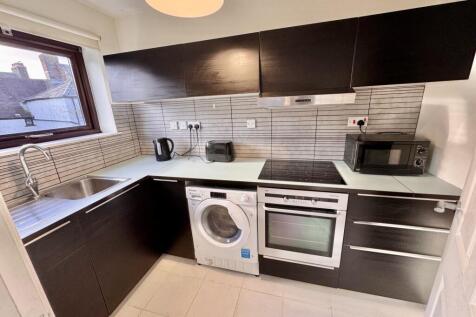 2 Athelstan Court (5)