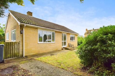 Lechlade, GL7 - property photo