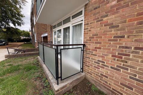The Weppons, Ravens Road photo 4