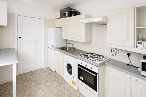Kitchen - Angle 1
