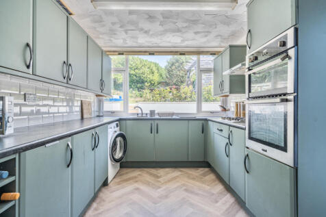 1336884-9-68a881d...