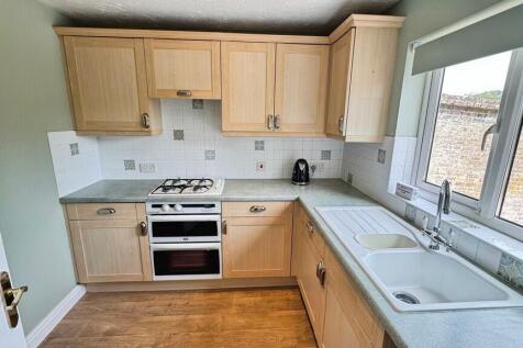 Coppice Close, Warminster photo 3