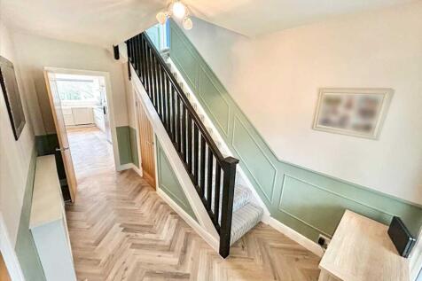 Porch &amp; Entrance