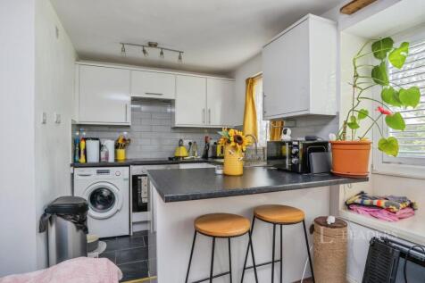 Daisy Mead, Waterlooville, Hampshire, PO7 photo 4