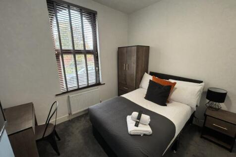 6-bed terraced on Manchester Street, Barrow-in-Furness, £607/mo