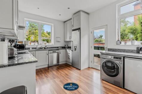 66 Huntingdon Rd (32 of 49).jpg