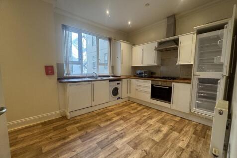 Rosewood, 10 Mona Drive, Douglas, Isle of Man, IM2 4LG photo 3