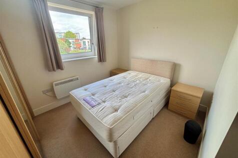 Bell Barn Rd 28 flat 20 bed 1b.jpg