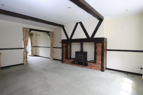 sitting room 3.JPG
