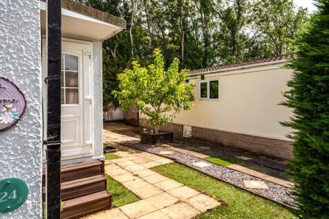 24 Acorn Park, Burton Latimer (19 of 21).jpg
