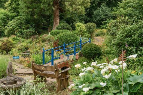 1306375-15-685993...