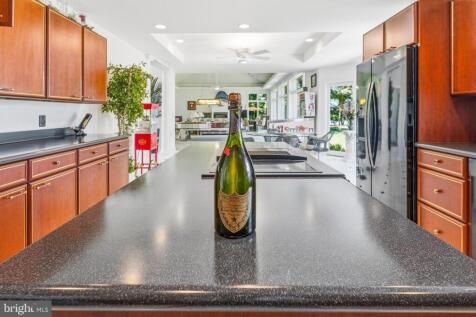 Property Image 100