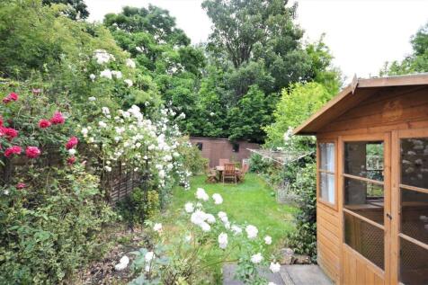 4 bedroom Terraced