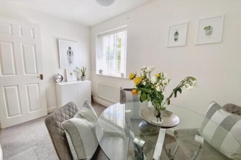 Sturmer Court, Kings Hill, ME19 photo 3
