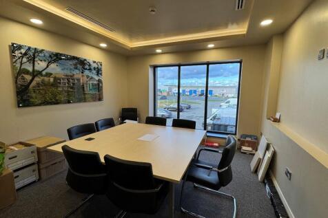 Office to rent Image 5
